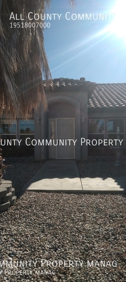 Building Photo - 8613 Bolero Dr
