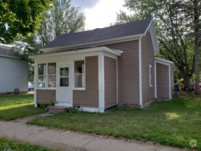 Building Photo - 316 N 1st Ave