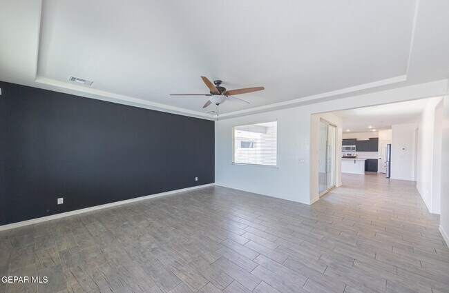 Building Photo - 2725 Mike Price Dr