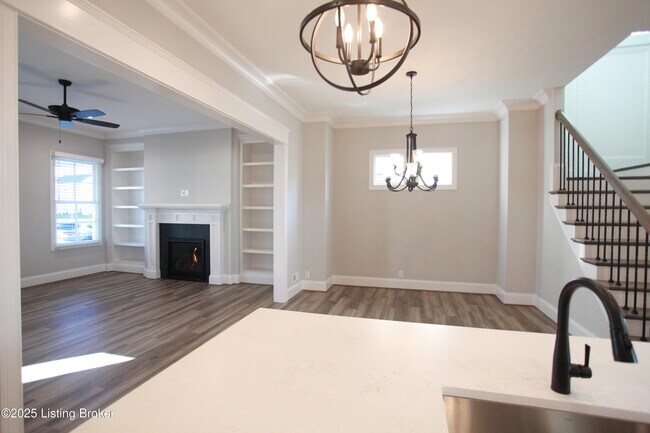 Foto del edificio - 6224 Mistflower Cir