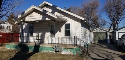 Building Photo - 2710 W St Louis St
