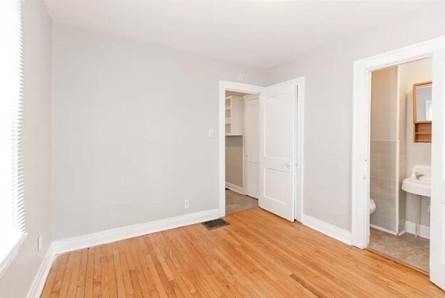 Bedroom - 1466 N Chester Ave
