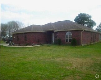 Building Photo - 110 Delia Dr