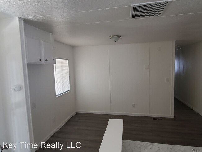 Building Photo - 3 br, 2 bath House - 1190 Zircon