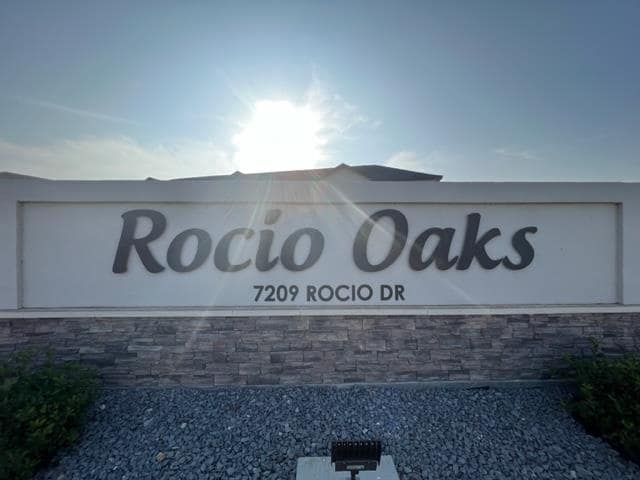 Building Photo - 7209 Rocio Dr
