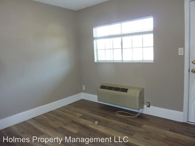 Building Photo - 1 br, 1 bath Room For Rent - 510 14th St #406