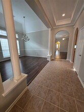 Building Photo - 5226 Cottonwood Creek Ln