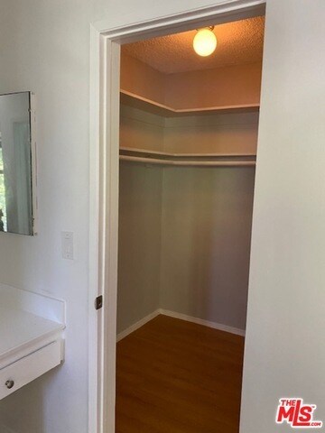 Foto del edificio - 1426 N Fairfax Ave