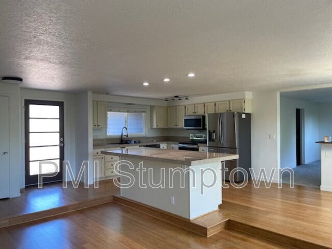 Building Photo - 11095 SE 92nd Ct