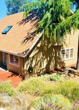 Building Photo - 14002 Hemlock Dr