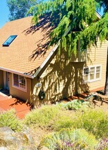 Building Photo - 14002 Hemlock Dr