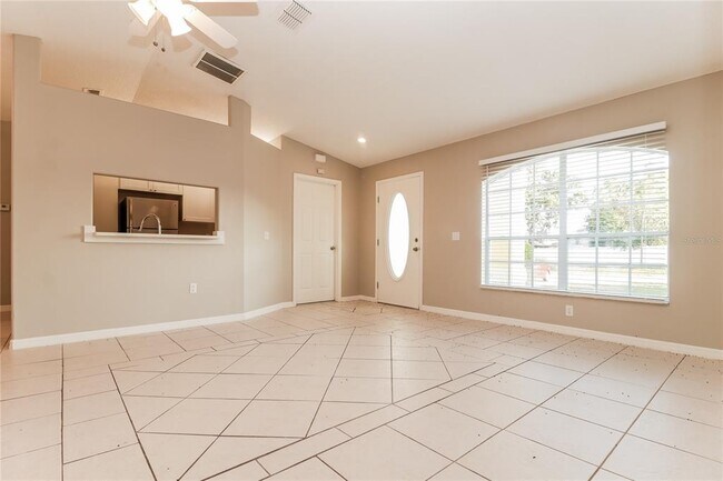 Building Photo - 1411 Cromwell Dr
