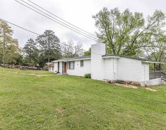 Building Photo - 4260 Villa Ave