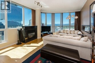 Building Photo - 1111 W Pender St