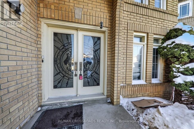 Building Photo - 6 Gillingham St