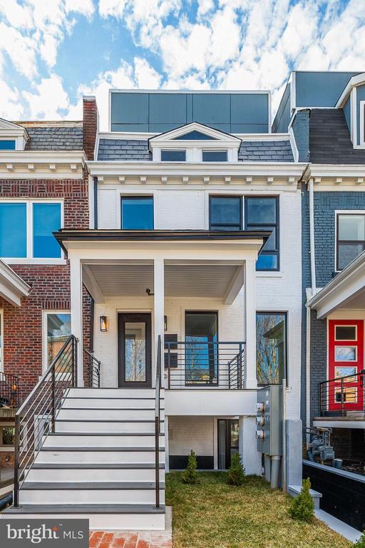 Foto principal - 734 Kenyon St NW