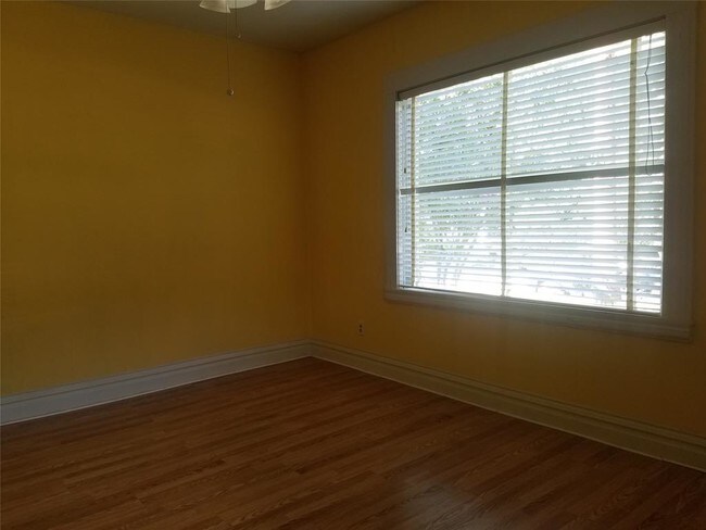 Foto del edificio - 1040 Columbia St