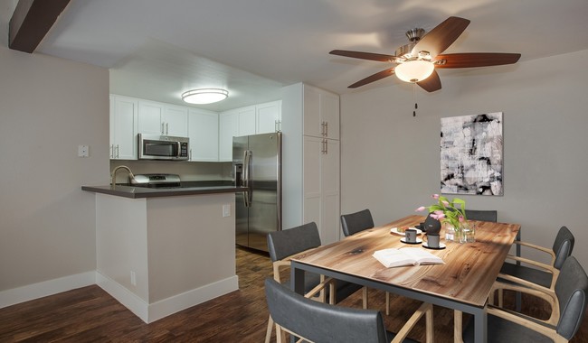 Enjoy a meal in this spacious dining area - Malibu Canyon