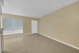 Building Photo - 7211 Atwell Dr