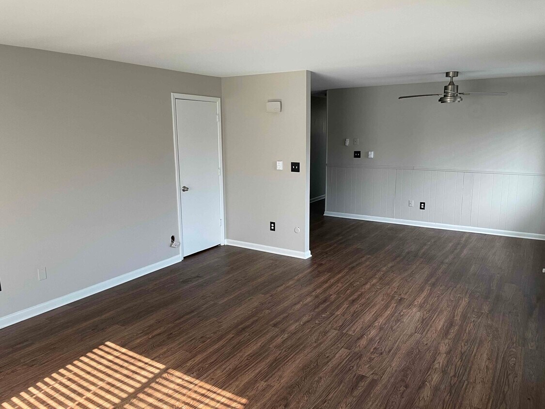 487 S Main St Unit D, Monroe, OH 45050 Apartments in Monroe, OH