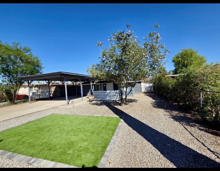 Great Home in Arcadia Light - Price Reduced - Great Home in Arcadia Light - Price Reduced