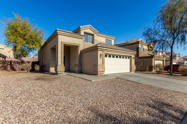 Building Photo - 4 bedroom home in Buckeye!! Brand new floo...