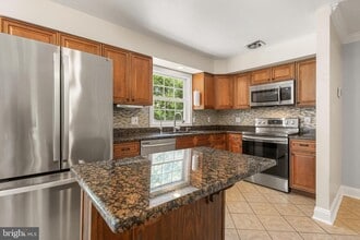 Building Photo - 13204 Nickleson Dr
