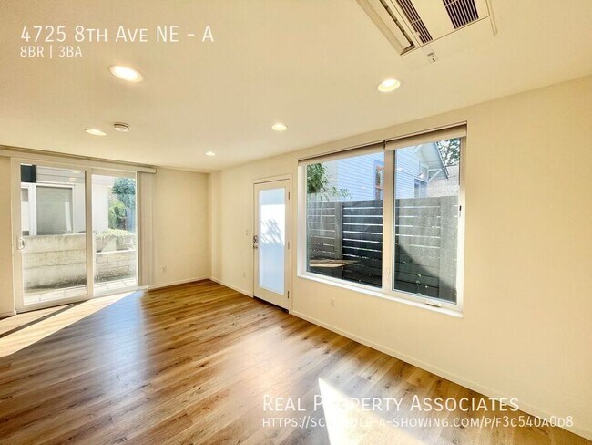 Foto del edificio - 4725 8th Ave NE