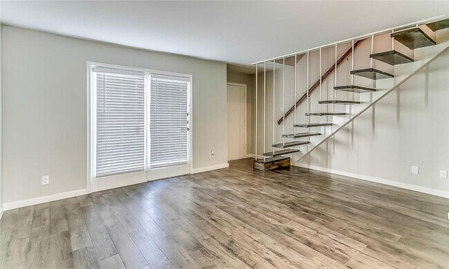 Foto del edificio - 1000 Grigsby Ave