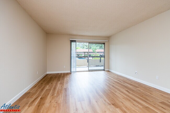 Building Photo - 293 Tradewinds Dr