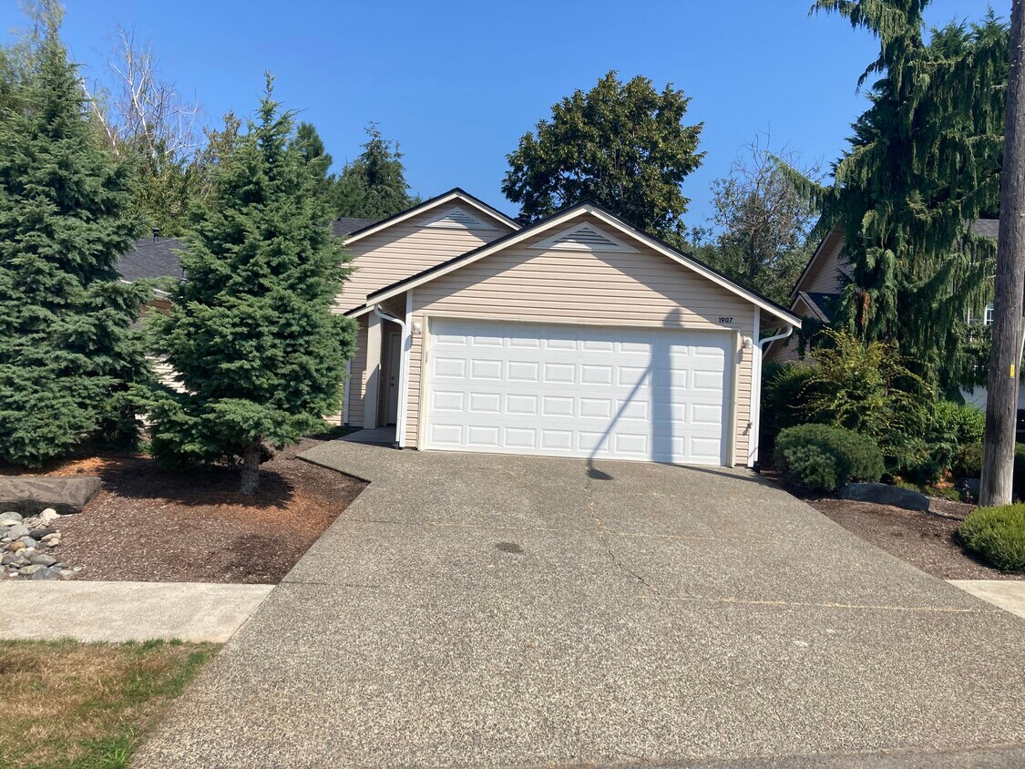 Foto principal - 1905 74th St E