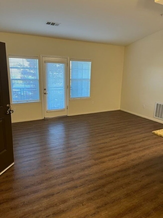 Interior Photo - Luxe Ripon Apartments