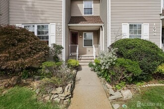Building Photo - 1507 Wagon Wheel Ct