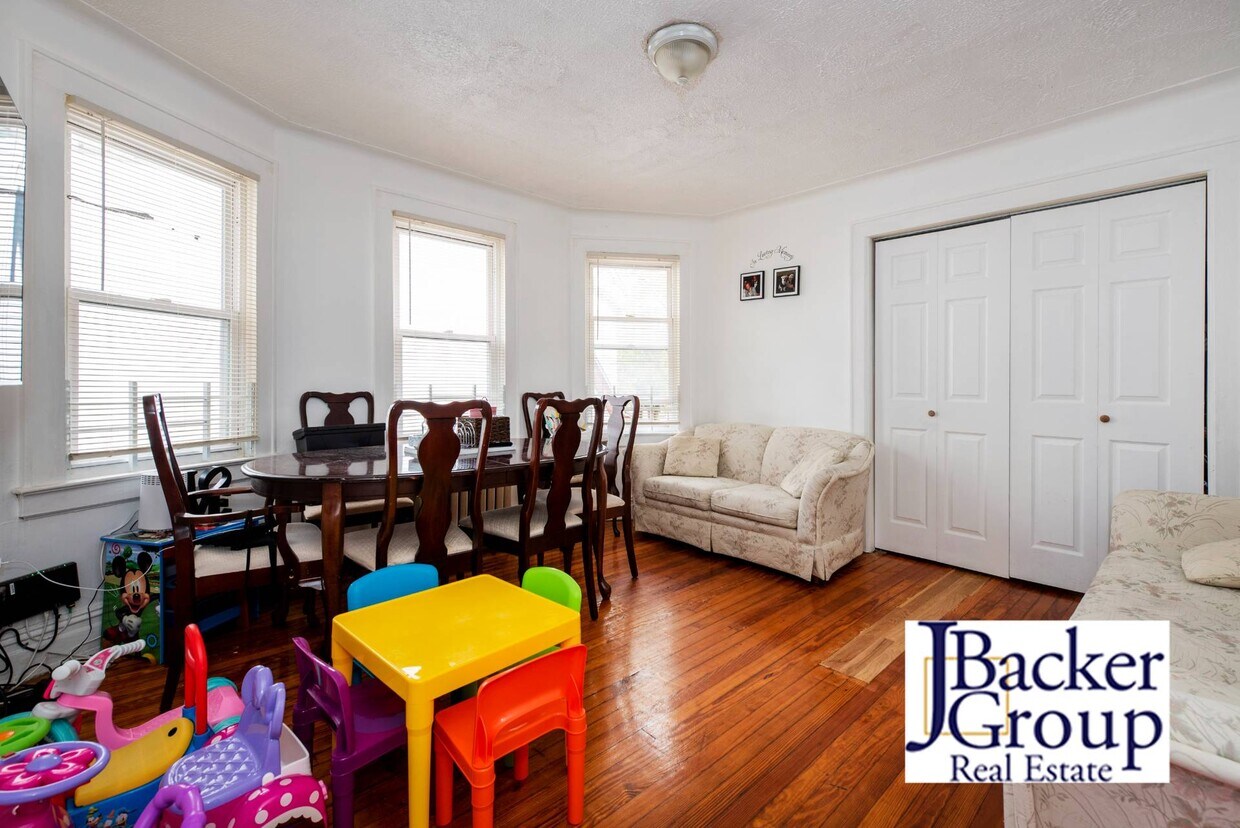 Foto principal - 100-51 223rd St