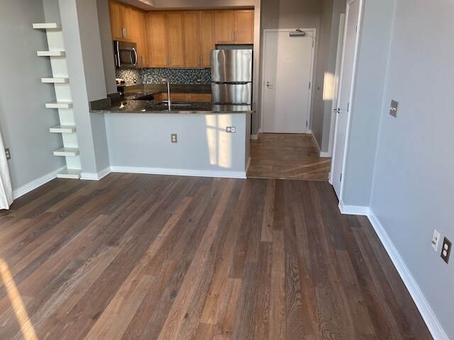 kitchen seen from living room - 437 New York Ave NW