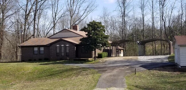 Foto del edificio - 2128 Red Banks Rd N
