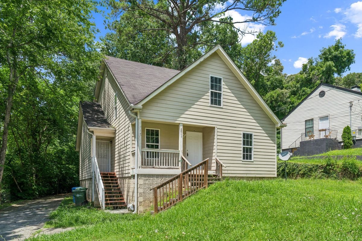 Primary Photo - 2045 Baker Rd NW