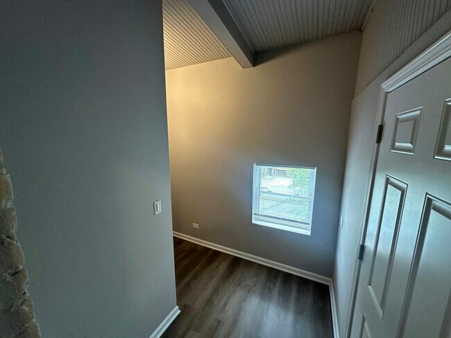 Foto del edificio - 6426 S Ingleside Ave