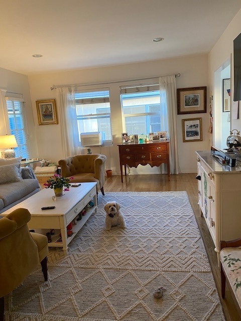 Living room south facing Furniture not incldued - 844 12th St