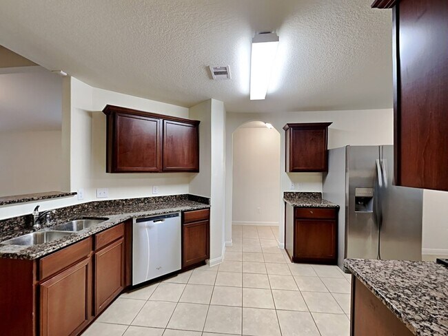 Foto del edificio - 22431 Bauer Canyon Dr