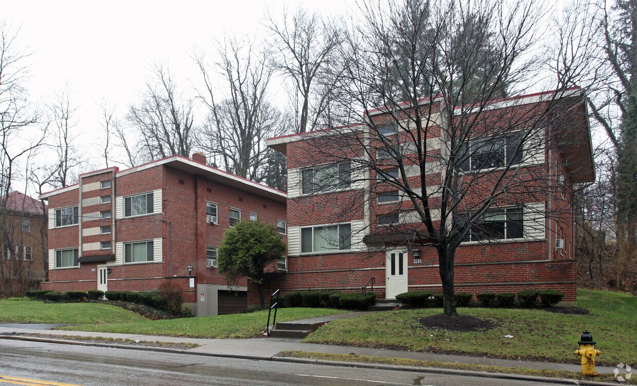 Building Photo - 3285-3289 Linwood Ave