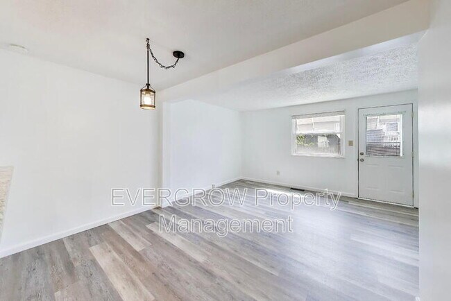 Foto del edificio - 3741 Lima Ct