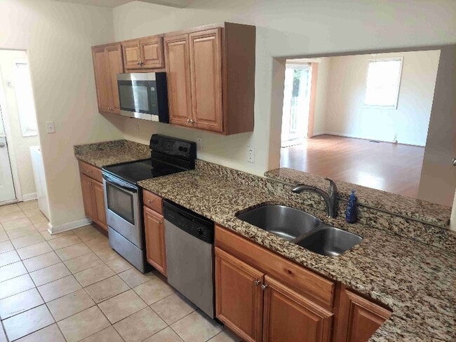 Foto del edificio - 1320 Elm View Ave