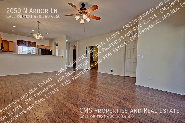 Building Photo - 2050 N Arbor Ln