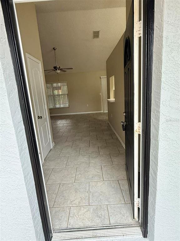 Foto del edificio - 650 Lakemont Dr