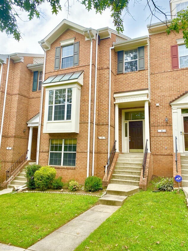 7 Dawn View Ct, Silver Spring, MD 20904 Townhome Rentals in Silver