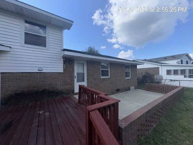Building Photo - 2249 Stanton St