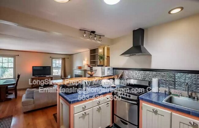 Foto del edificio - 744 NW 16th St