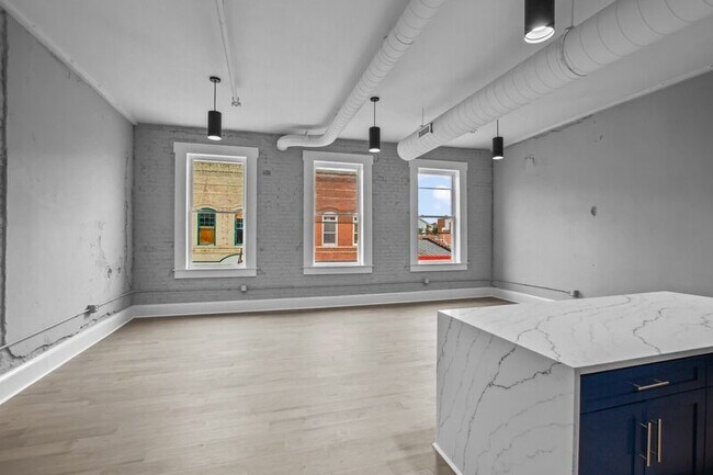 Foto del edificio - 157 Howard Street - UNIT 2A