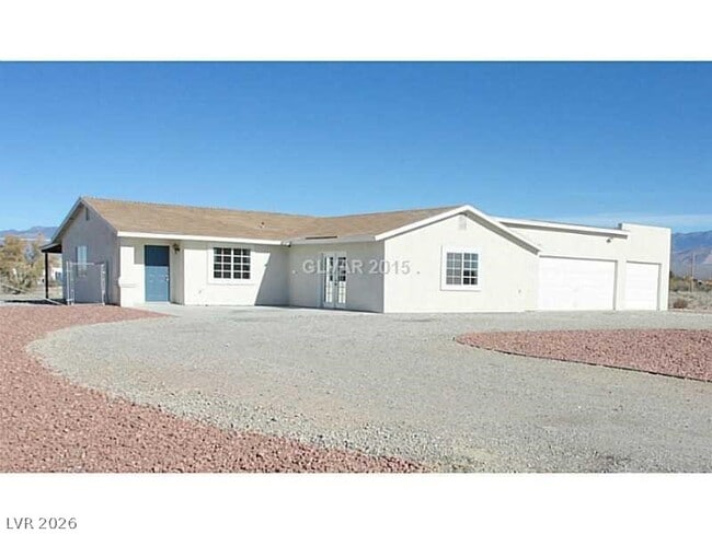 Building Photo - 840 Elderberry St